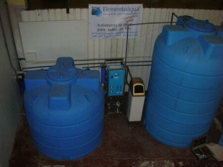Osmose com deposito de 4500l e descalcificacao